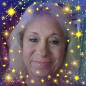 Meet your Posher, Becky